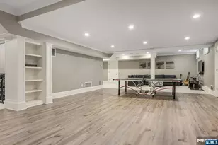 11 Aldbury Dr, Upper Saddle River, NJ 07458 - Photo 40