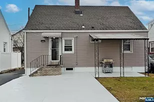 207 Lafayette Ave, Lyndhurst Township, NJ 07071 - Photo 8