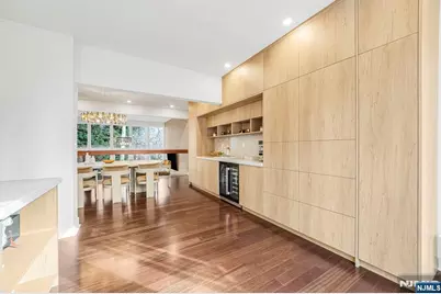 9 Vela Way, Edgewater, NJ 07020 - Photo 12