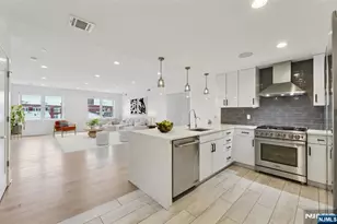 209-211 Hackensack Plank Road 5B, Weehawken, NJ 07086 - Photo 4