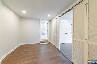 34 Kearney, Lyndhurst Township, NJ 07071 - Photo 12