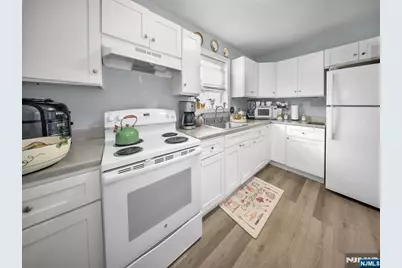 740 E 18th Street, Paterson, NJ 07501 - Photo 12