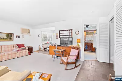 427 Andre Avenue, Northvale, NJ 07647 - Photo 2