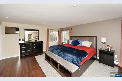 675 Center Street, Oradell, NJ 07649 - Photo 24