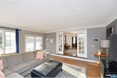 675 Center Street, Oradell, NJ 07649 - Photo 14