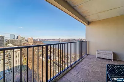 5 Horizon Road 2504 #2504, Fort Lee, NJ 07024 - Photo 14