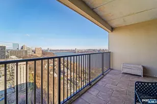 5 Horizon Road 2504, Fort Lee, NJ 07024 - Photo 14