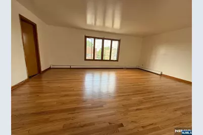 373 Jersey Avenue, Fairview, NJ 07022 - Photo 2
