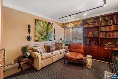 4 Horizon Road G-10 #G-10, Fort Lee, NJ 07024 - Photo 18