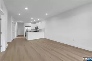 255 Ridge Road 201, Lyndhurst Township, NJ 07071 - Photo 12