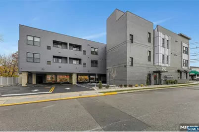 255 Ridge Road 201 #201, Lyndhurst Township, NJ 07071 - Photo 2