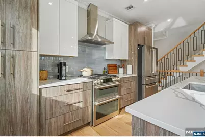 305 8th Street 2 #2, Fairview, NJ 07022 - Photo 10