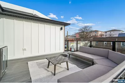 305 8th Street 2 #2, Fairview, NJ 07022 - Photo 30