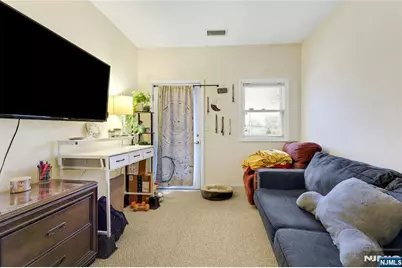 520 Victor Street 8 #8, Saddle Brook Township, NJ 07663 - Photo 20