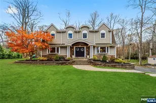 8 Split Rock Rd, Upper Saddle River, NJ 07458 - Photo 1