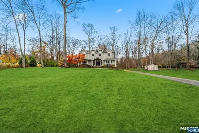 8 Split Rock Road, Upper Saddle River, NJ 07458 - Photo 4