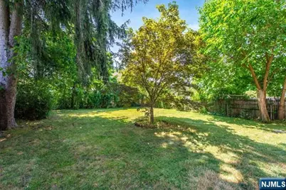 99 Chesapeake Avenue, Parsippany, NJ 07034 - Photo 4