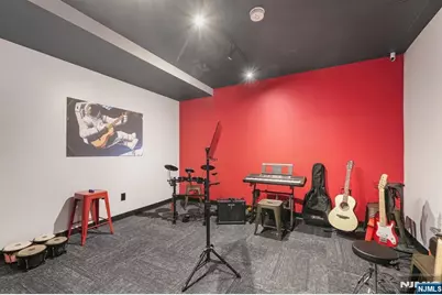 301 Hoboken, Carlstadt, NJ 07072 - Photo 24