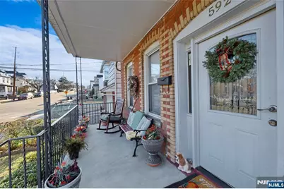 592 Broad Street, Carlstadt, NJ 07072 - Photo 4