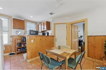 592 Broad Street, Carlstadt, NJ 07072 - Photo 16