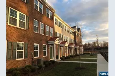 32 Litchfield Lane 403 #403, Fair Lawn, NJ 07410 - Photo 1