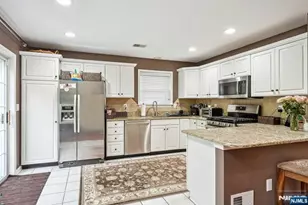 554 Adirondack Ct, Mahwah, NJ 07430 - Photo 22