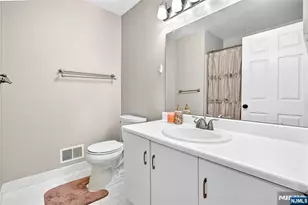 554 Adirondack Ct, Mahwah, NJ 07430 - Photo 34