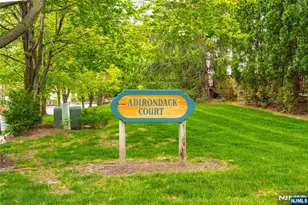 554 Adirondack Ct, Mahwah, NJ 07430 - Photo 2