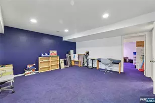 33 Pamrapo Ct C33W, Glen Rock, NJ 07452 - Photo 40