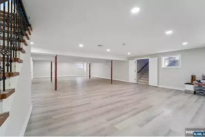 24 Holmes Lane, Wayne, NJ 07470 - Photo 32