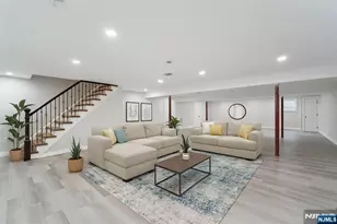 24 Holmes Ln, Wayne, NJ 07470 - Photo 34