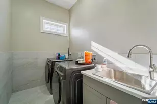 24 Holmes Ln, Wayne, NJ 07470 - Photo 30