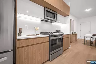 649 38th Street 507, Union City, NJ 07087 - Photo 10