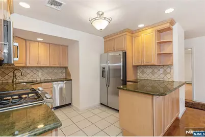 130 N 7th Street, Saddle Brook Township, NJ 07663 - Photo 10