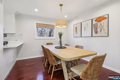 17 Maple Avenue, Mahwah, NJ 07430 - Photo 10