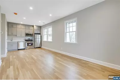 7 Hawthorne Avenue 7A #7A, Park Ridge, NJ 07656 - Photo 6