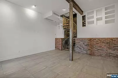 9009 Riverside Place 1 #1, North Bergen, NJ 07047 - Photo 4