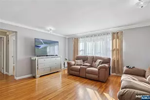 391 East Ave, Bayonne, NJ 07002 - Photo 26