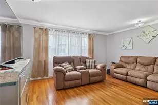 391 East Ave, Bayonne, NJ 07002 - Photo 28