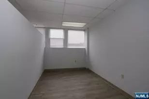 50 Johnson Ave, Hackensack, NJ 07601 - Photo 18
