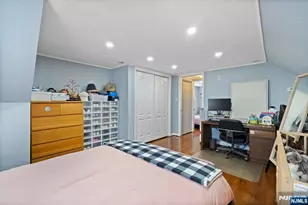 340 Marsan Dr, Carlstadt, NJ 07072 - Photo 14