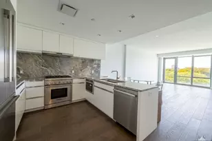 320 Adolphus Ave 706, Cliffside Park, NJ 07010 - Photo 1