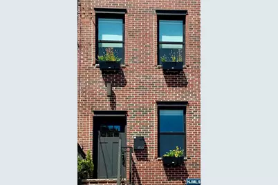 18 Highland Avenue, Jersey City, NJ 07306 - Photo 30