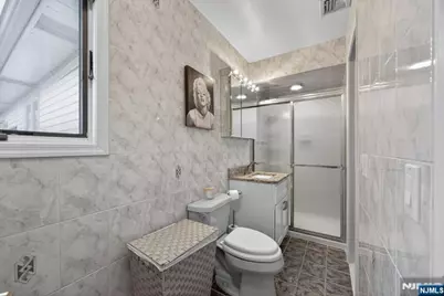 152 Claremont Avenue, Saddle Brook Township, NJ 07663 - Photo 10