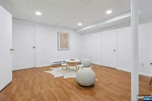 90 Greenway Rd, Glen Rock, NJ 07452 - Photo 20