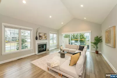 28 Spring Wolf Trail, Franklin Lakes, NJ 07417 - Photo 8