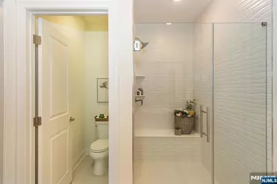 28 Spring Wolf Trail, Franklin Lakes, NJ 07417 - Photo 12