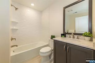 28 Spring Wolf Trl, Franklin Lakes, NJ 07417 - Photo 20