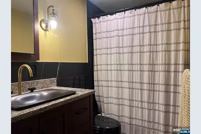 39 Willow Wood Square, East Rutherford, NJ 07073 - Photo 8