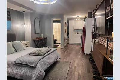 39 Willow Wood Square, East Rutherford, NJ 07073 - Photo 2